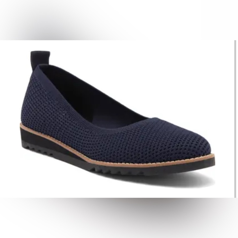 New EILEEN FISHER Etta Knit Slip On Shoes in Navy Size 7